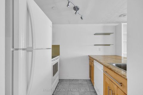 Photo 12 at 3113 - 38 Elm Street, Bay Street Corridor, Toronto