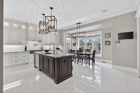 Photo 5 at 80 Elm Grove Avenue, Oak Ridges, Richmond Hill