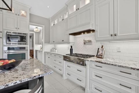 Photo 8 at 80 Elm Grove Avenue, Oak Ridges, Richmond Hill