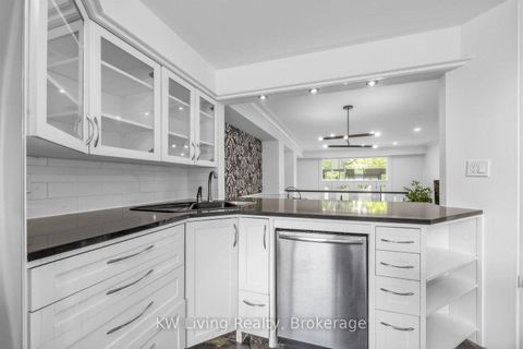 Photo 5 at TH7 - 155 Woodbine Avenue, The Beaches, Toronto