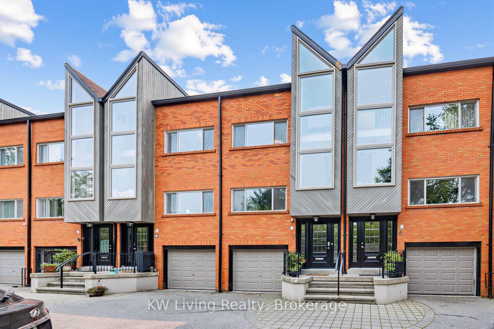 TH7 - 155 Woodbine Avenue, The Beaches, Toronto photo number 2