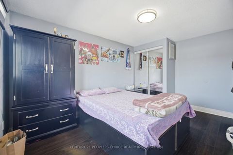 Photo 26 at 49 Cathy Jean Crescent, Jamestown, Toronto