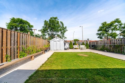 Photo 40 at 49 Cathy Jean Crescent, Jamestown, Toronto
