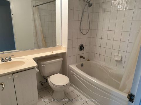 Photo 10 at 1113 - 18 Lee Centre Drive, Woburn, Toronto