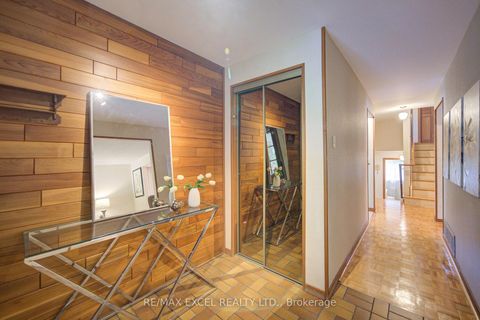 Photo 4 at 81 Amanda Drive, Agincourt North, Toronto