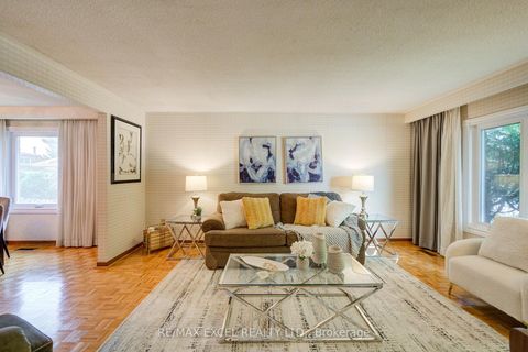 Photo 5 at 81 Amanda Drive, Agincourt North, Toronto
