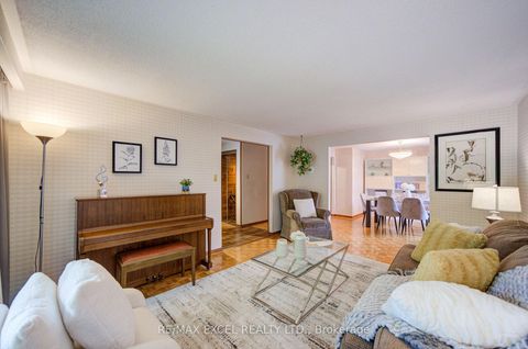 Photo 8 at 81 Amanda Drive, Agincourt North, Toronto
