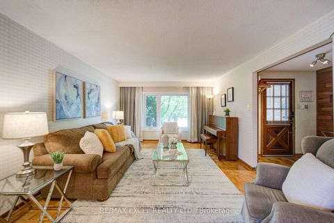 Photo 9 at 81 Amanda Drive, Agincourt North, Toronto
