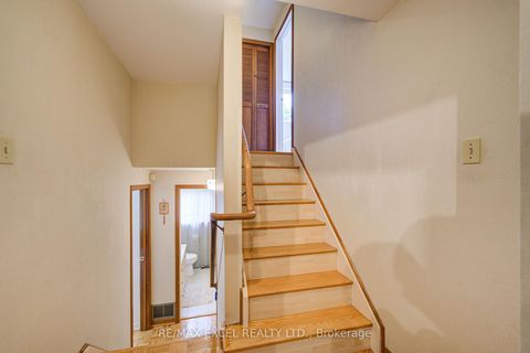 Photo 12 at 81 Amanda Drive, Agincourt North, Toronto