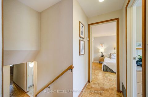 Photo 19 at 81 Amanda Drive, Agincourt North, Toronto