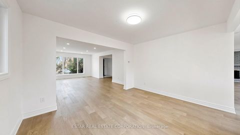 Photo 5 at 91 Whitehorn Crescent, Don Valley Village, Toronto