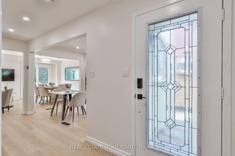 Photo 2 at 63 Don Head Village Boulevard, North Richvale, Richmond Hill
