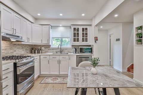 Photo 7 at 63 Don Head Village Boulevard, North Richvale, Richmond Hill