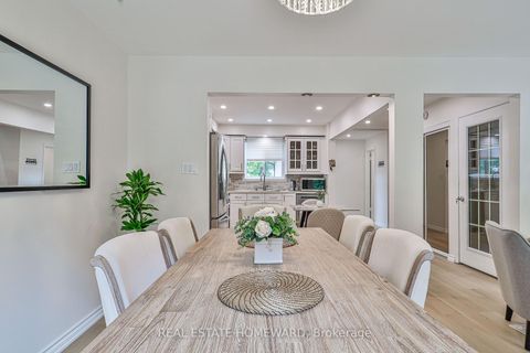 Photo 14 at 63 Don Head Village Boulevard, North Richvale, Richmond Hill