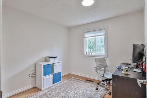 Photo 16 at 63 Don Head Village Boulevard, North Richvale, Richmond Hill