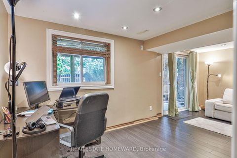 Photo 27 at 63 Don Head Village Boulevard, North Richvale, Richmond Hill