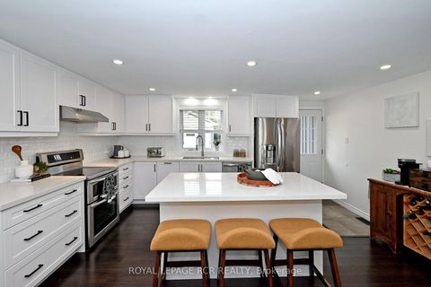 Photo 9 at 779 Sheppard Avenue, Historic Lakeshore Communities, Georgina
