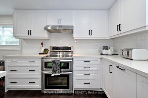 Photo 12 at 779 Sheppard Avenue, Historic Lakeshore Communities, Georgina