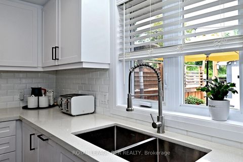 Photo 13 at 779 Sheppard Avenue, Historic Lakeshore Communities, Georgina