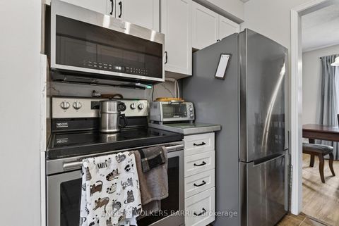 Photo 9 at 78 Wallace Drive, Northwest, Barrie
