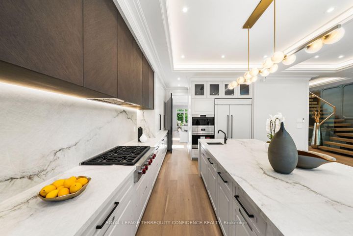 Photo 17 at 31 Palomino Crescent, Bayview Village, Toronto