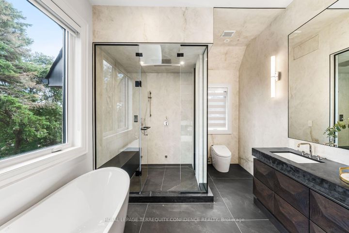 Photo 29 at 31 Palomino Crescent, Bayview Village, Toronto