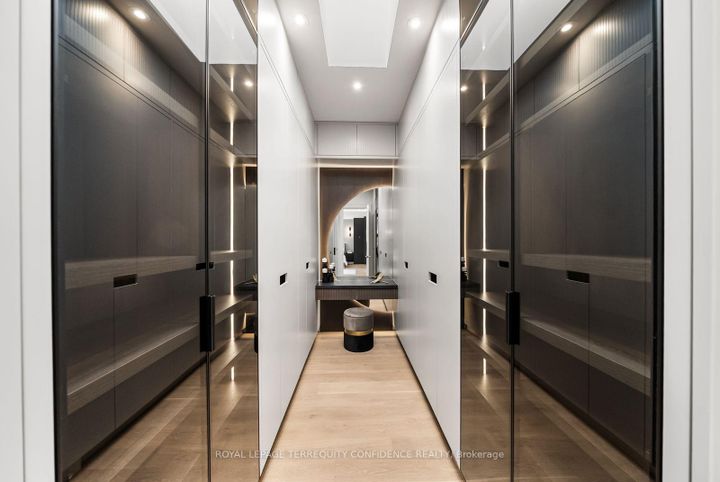 Photo 30 at 31 Palomino Crescent, Bayview Village, Toronto
