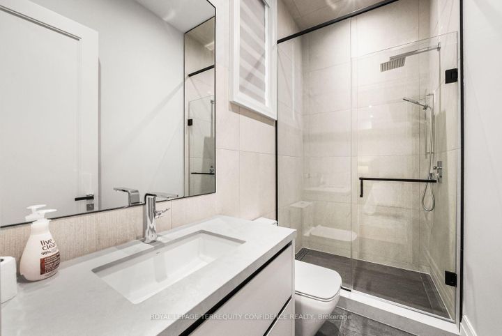 Photo 42 at 31 Palomino Crescent, Bayview Village, Toronto