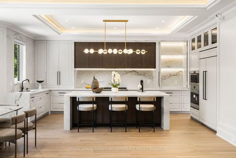 Photo 16 at 31 Palomino Crescent, Bayview Village, Toronto