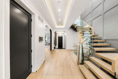 Photo 22 at 31 Palomino Crescent, Bayview Village, Toronto