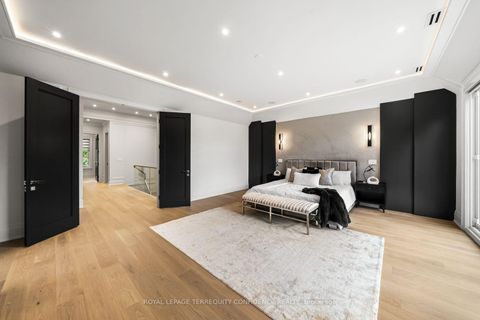 Photo 23 at 31 Palomino Crescent, Bayview Village, Toronto