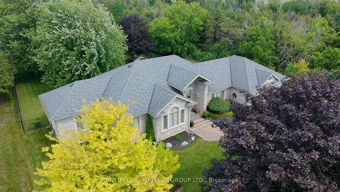 Photo 5 at 49 Shore Crescent, Historic Lakeshore Communities, Georgina