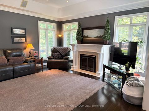 Photo 9 at 49 Shore Crescent, Historic Lakeshore Communities, Georgina