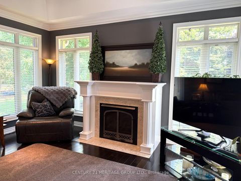 Photo 10 at 49 Shore Crescent, Historic Lakeshore Communities, Georgina