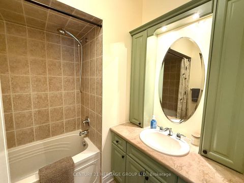Photo 22 at 49 Shore Crescent, Historic Lakeshore Communities, Georgina