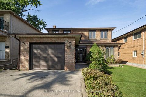 Photo 2 at 72 Chiswick Avenue, Amesbury, Toronto