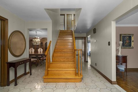 Photo 4 at 72 Chiswick Avenue, Amesbury, Toronto