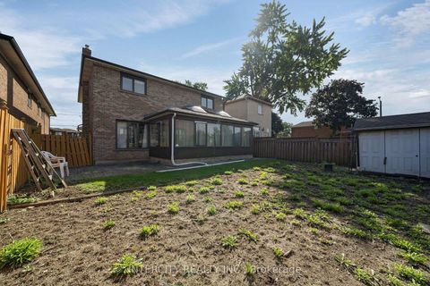 Photo 38 at 72 Chiswick Avenue, Amesbury, Toronto