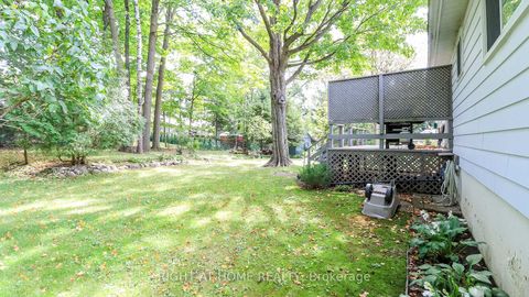 Photo 7 at 10 Campfire Court, North Shore, Barrie