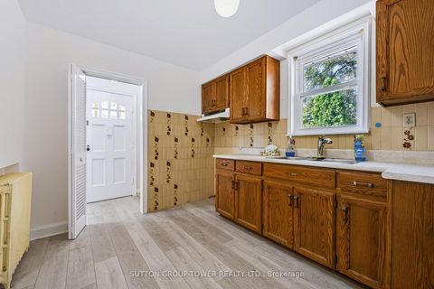 Photo 16 at 58 Shelborne Avenue, Nortown, Toronto