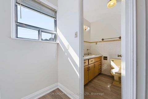 Photo 22 at 58 Shelborne Avenue, Nortown, Toronto