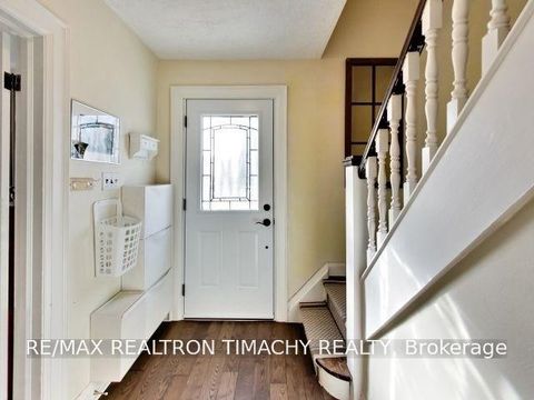 Photo 2 at 61 Thirty Seventh Street, Long Branch, Toronto
