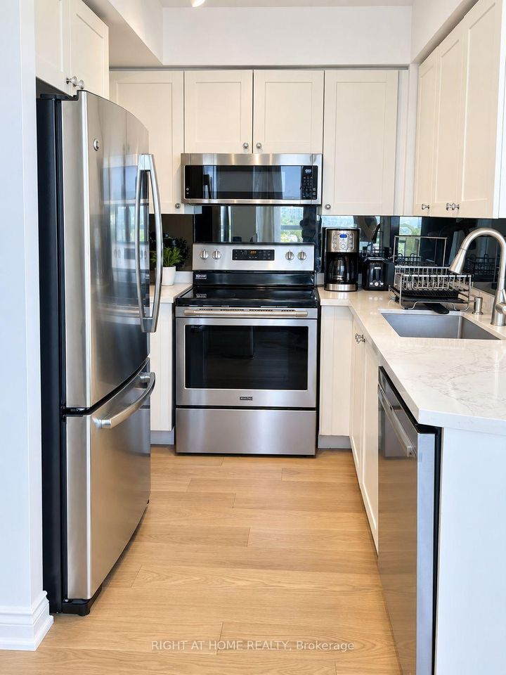 Photo 16 at 2214 - 17 Barberry Place E, Bayview Village, Toronto
