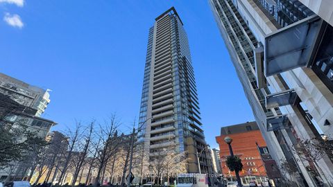 Photo 1 at 312 - 18 Yorkville Avenue, Annex, Toronto