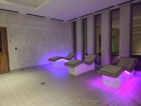 Photo 16 at 602 - 17 Bathurst Street, Waterfront Communities C1, Toronto
