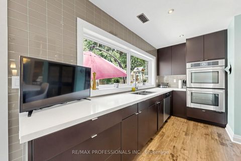 Photo 11 at 9 Annis Road, Scarborough Village, Toronto
