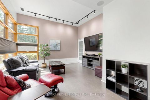 Photo 14 at 9 Annis Road, Scarborough Village, Toronto