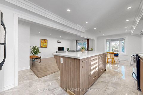 Photo 5 at 77 PEBBLEHILL Square, Agincourt North, Toronto