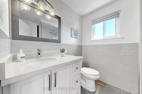 Photo 12 at 77 PEBBLEHILL Square, Agincourt North, Toronto