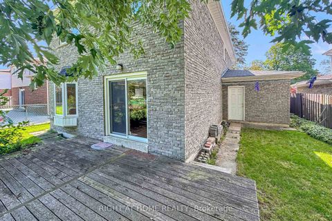 Photo 24 at 77 PEBBLEHILL Square, Agincourt North, Toronto